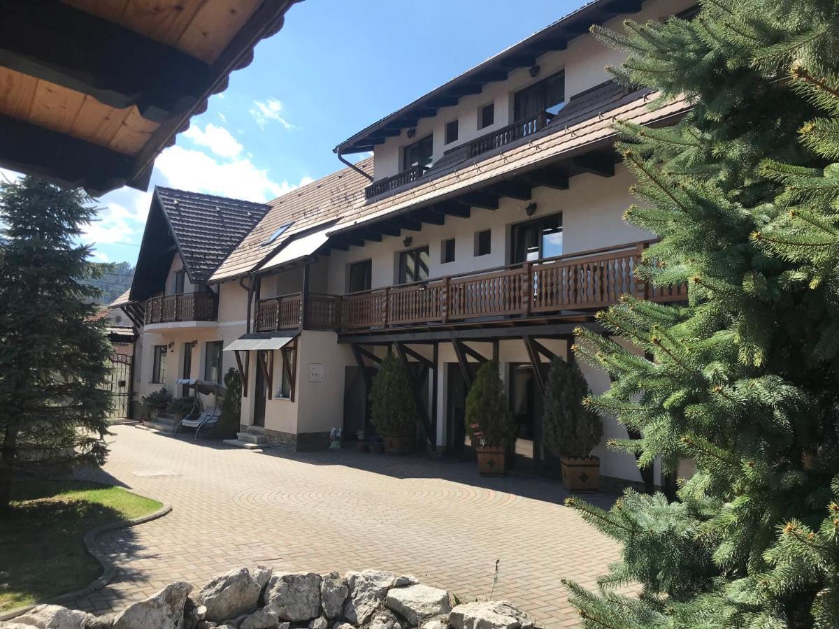 萨彻勒 哈伊杜克旅馆酒店 外观 照片